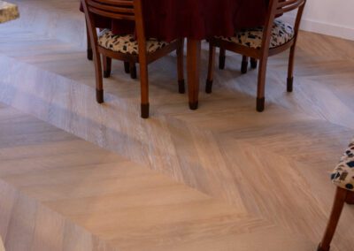 Munich Chevron floor in dining room